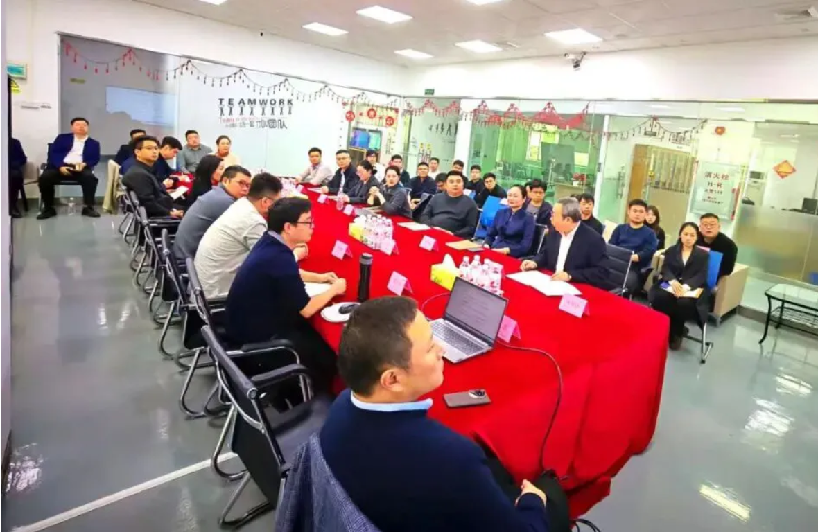 华体会官方网页版-华体会(中国)召开2025年度总结暨2026年战略规划会议